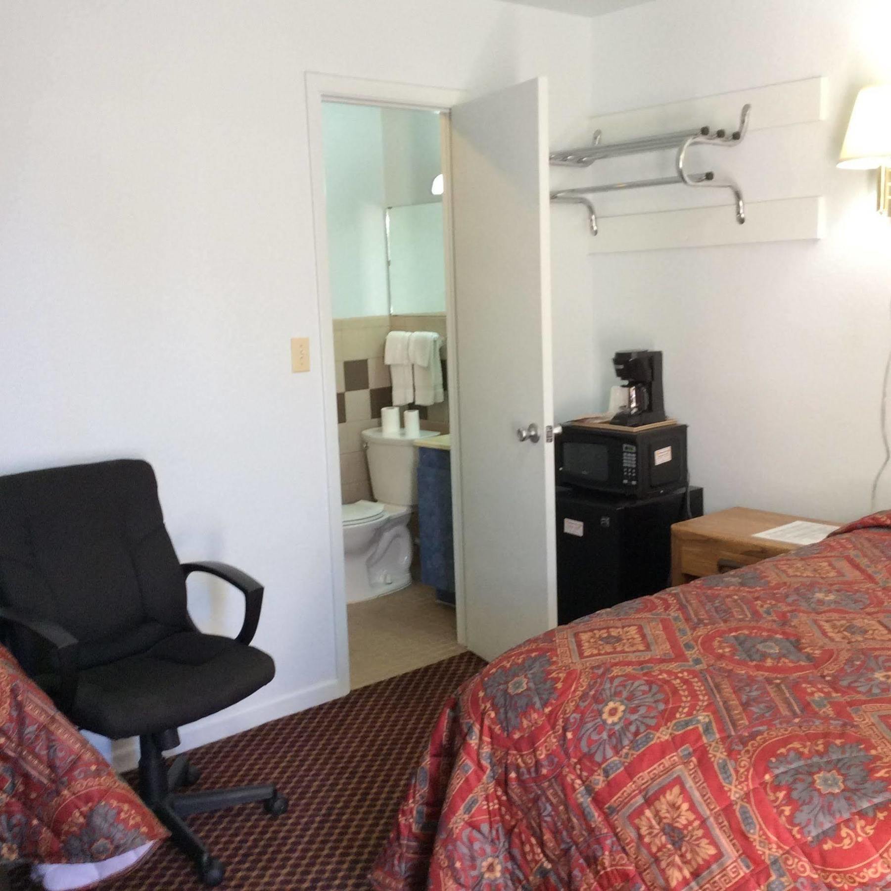 Regency Inn Comanche Bagian luar foto