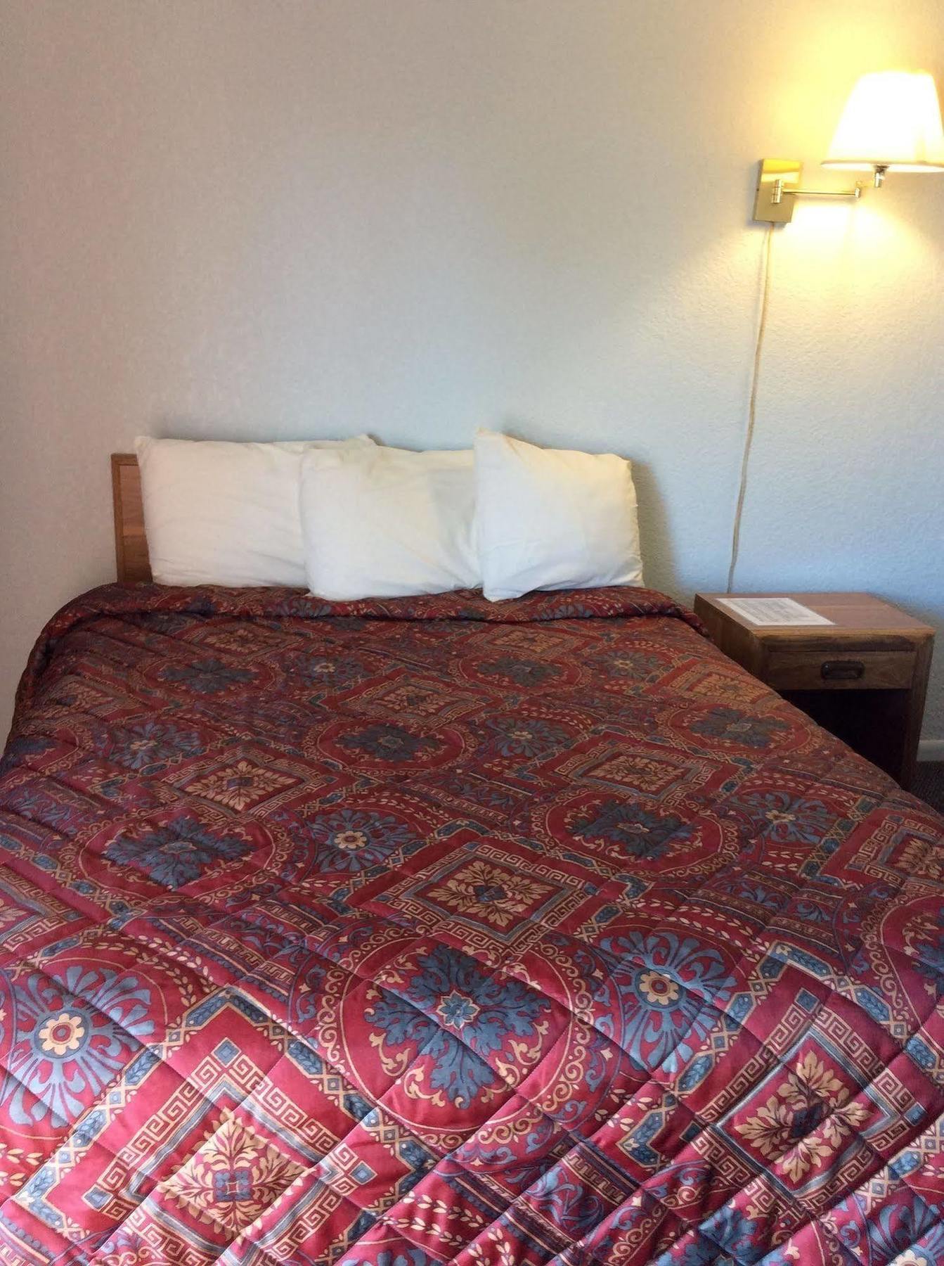 Regency Inn Comanche Bagian luar foto