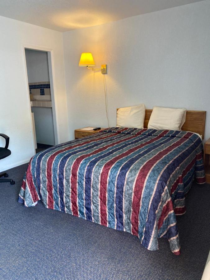 Regency Inn Comanche Bagian luar foto