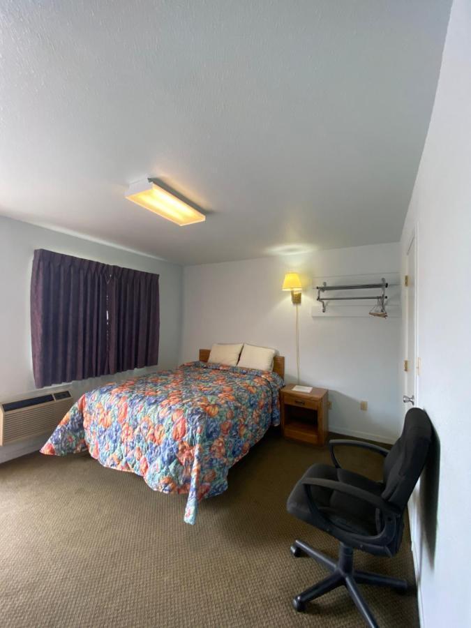 Regency Inn Comanche Bagian luar foto