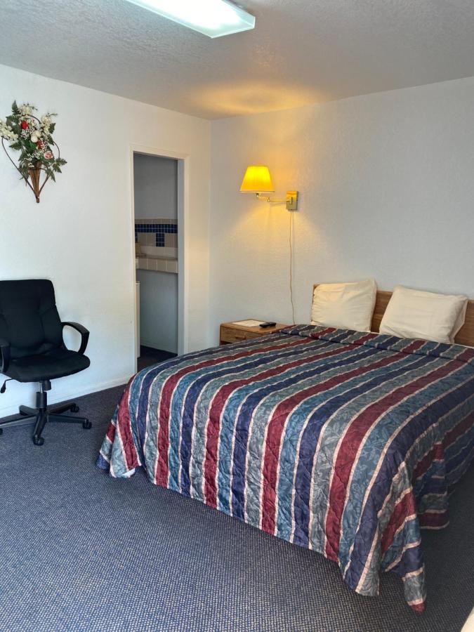 Regency Inn Comanche Bagian luar foto
